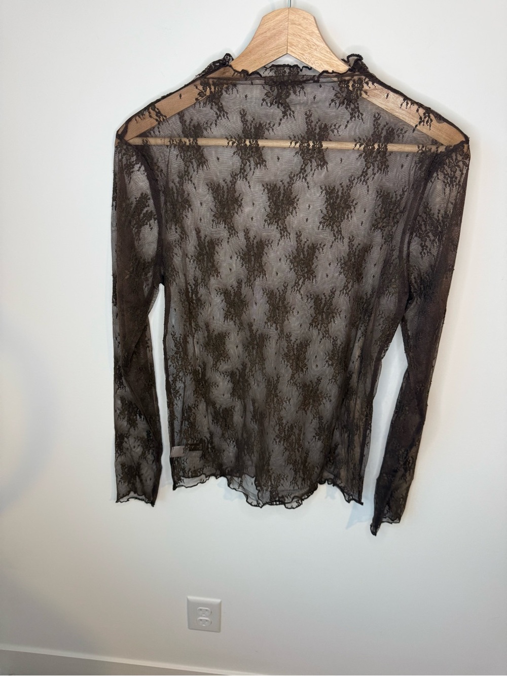 New in Bag Zenana Sheer Lace Long-Sleeve Top Brown | S & M - Picture 4 of 7